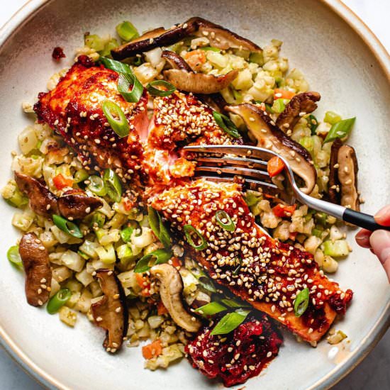 Whole30 Salmon with Gochujang Glaze