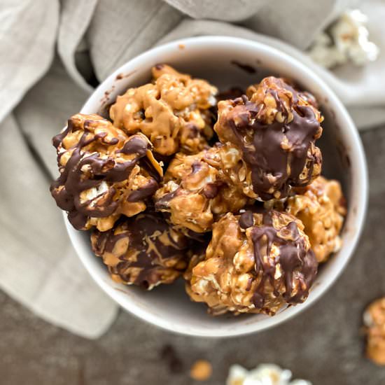 Sweet Popcorn Marshmallow Balls