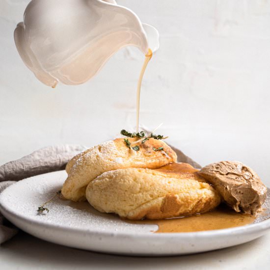 The Fluffiest Souffle Pancakes