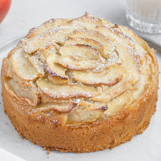 Classic Italian Apple Cake – no egg