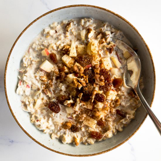 Apple Cinnamon Overnight Oats