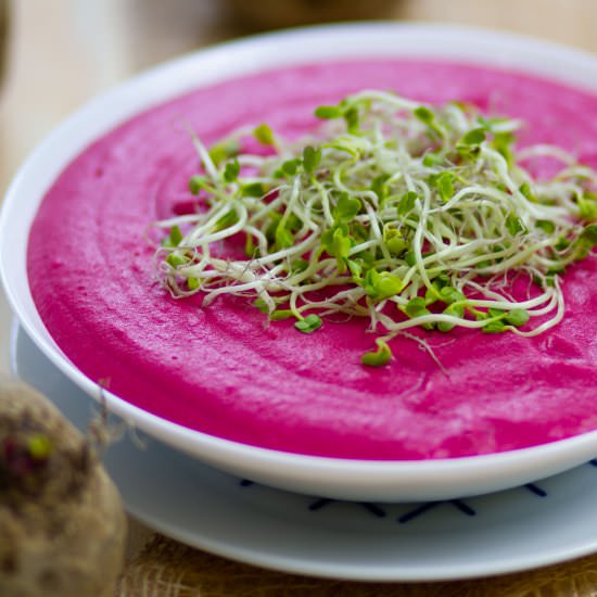 Potato and beetroot pure