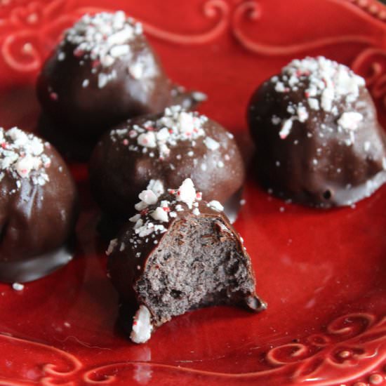 Peppermint Oreo Cake Balls