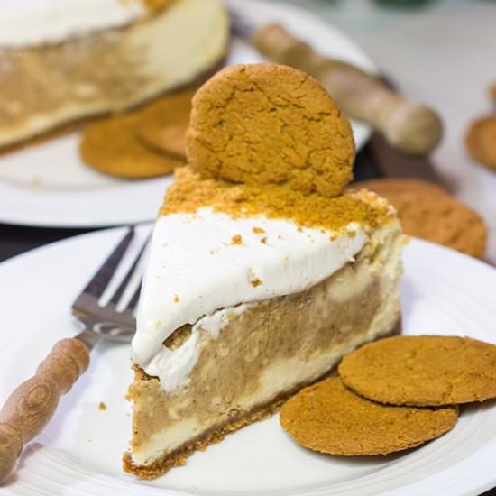 Gingerbread Swirl Cheesecake