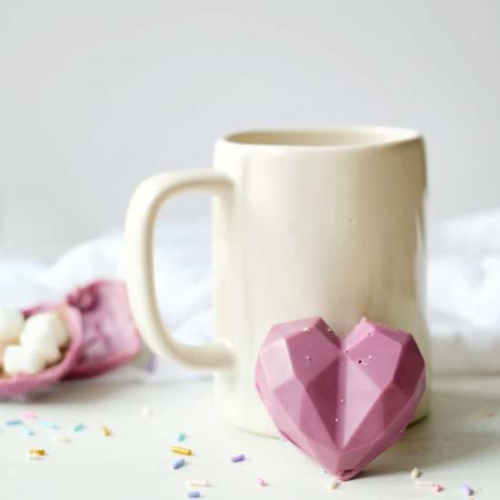 Valentine’s Day Hot Cocoa Bombs