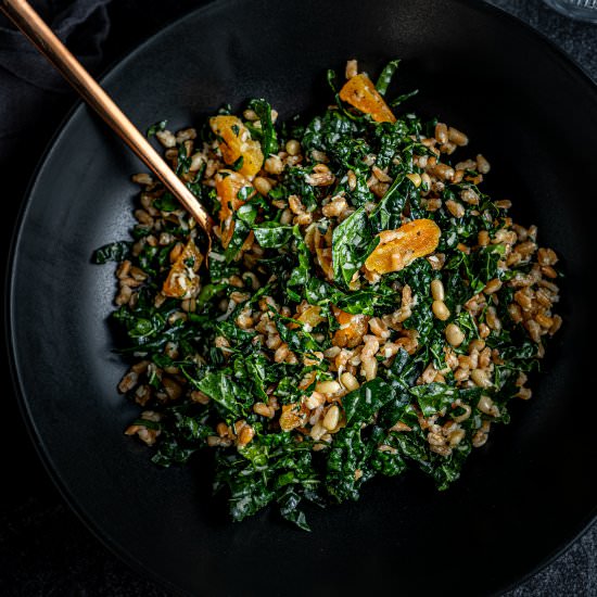 Chopped Kale Salad with Apricots