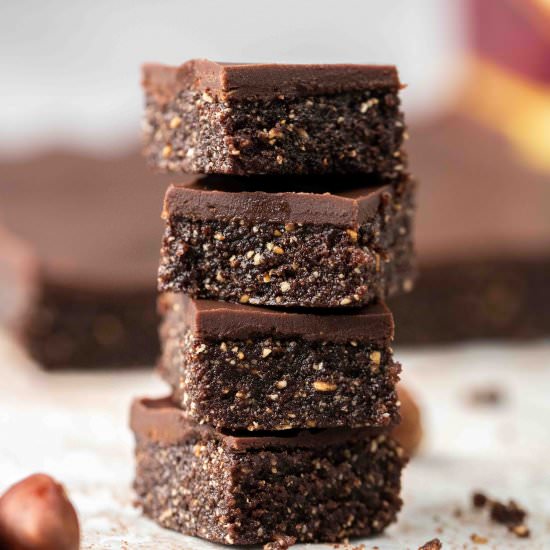 Vegan healthy hazelnut bites