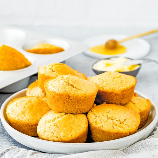 Easy Eggless Cornbread Muffins