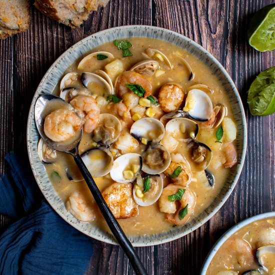 Viet Cajun seafood chowder