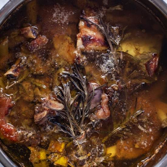 SLOW COOKER BONE BROTH