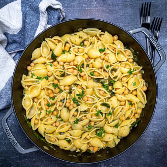 Vegan Chermoula Pasta with Chickpea