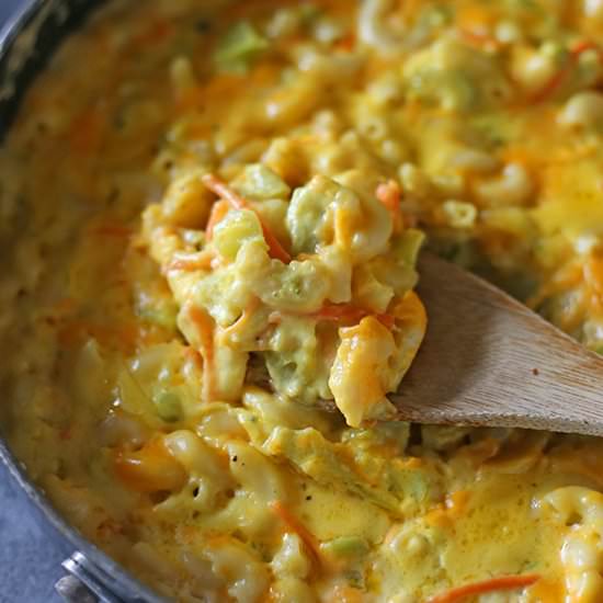 Broccoli Cheddar Mac and Cheese