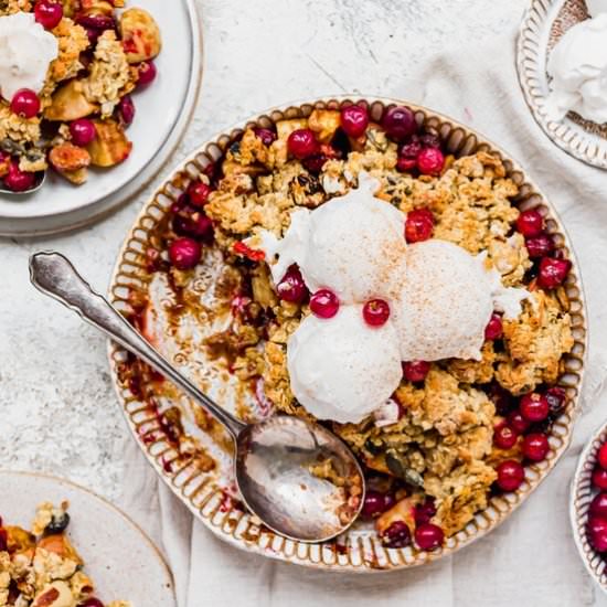 Vegan Apple Cranberry Crumble