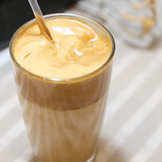 Whipped Coffee (Dalgona Coffee)