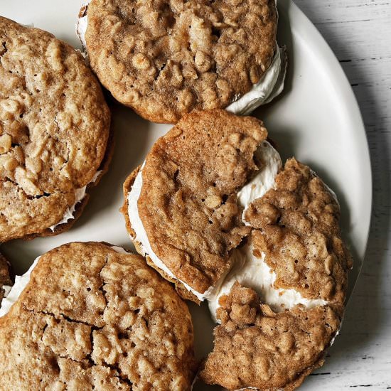 Gluten-Free Oatmeal Creme Pies