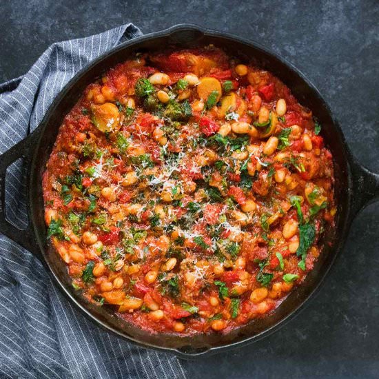 Mediterranean White Bean Skillet