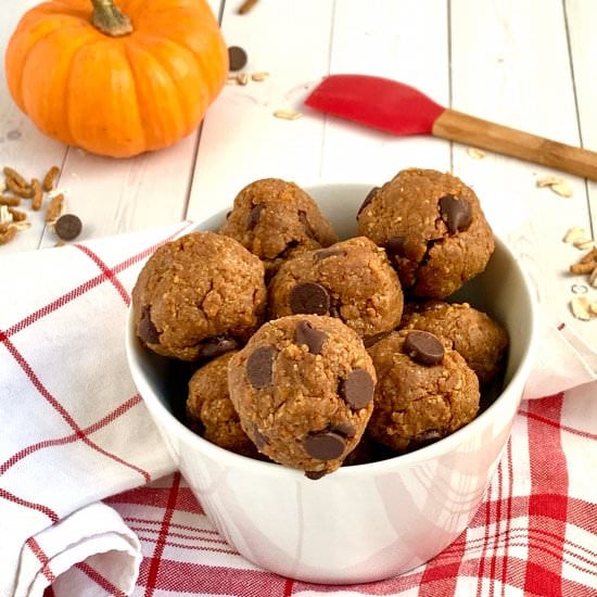 No Bake Pumpkin Chip Energy Bites