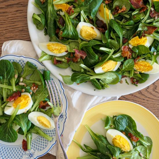 Nüsslisalat with Bacon & Eggs