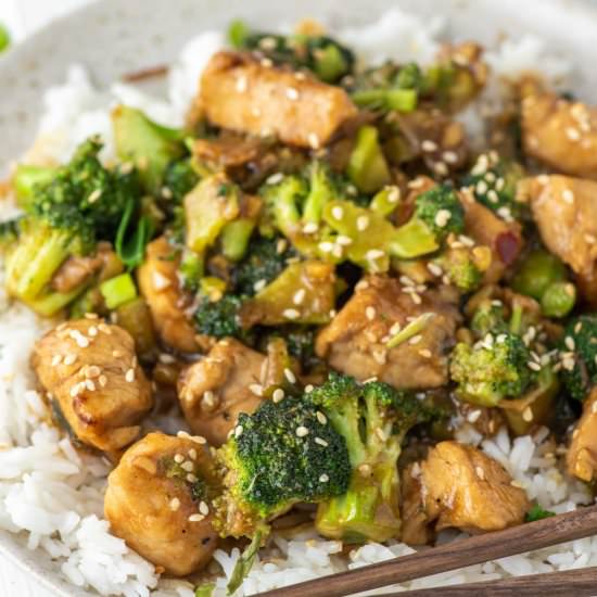 Chicken and Broccoli Stir Fry