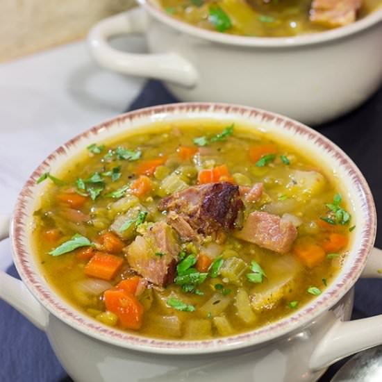 Slow Cooker Split Pea Soup