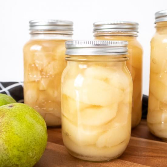 Canning Pears with Reduced Sugar