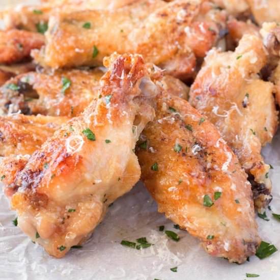 Extra Crispy Baked Chicken Wings