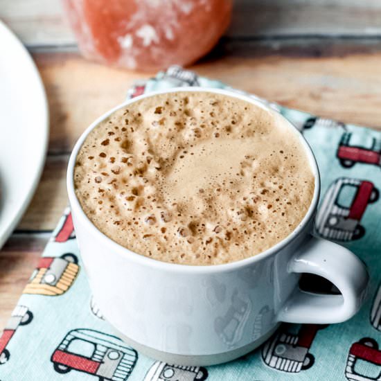 Easy Vegan Gingerbread Latte
