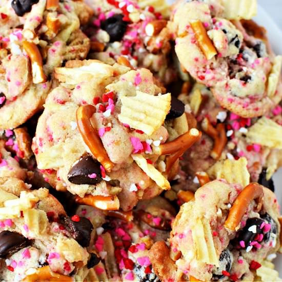 Cupid’s Trash Can Cookies