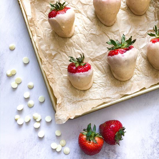 Spiced White Chocolate Strawberries