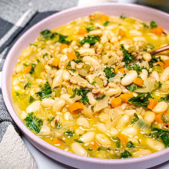 Tuscan Bean and Barley Stew