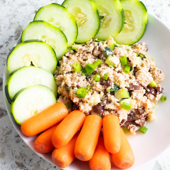 Quick No-Mayo Greek Tuna Salad