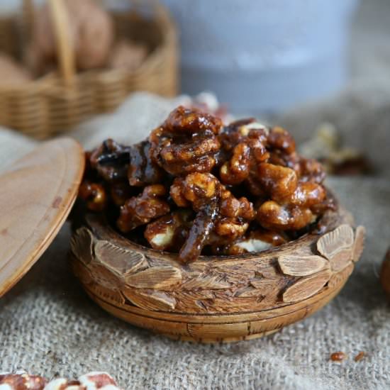 Maple glazed candied Walnuts