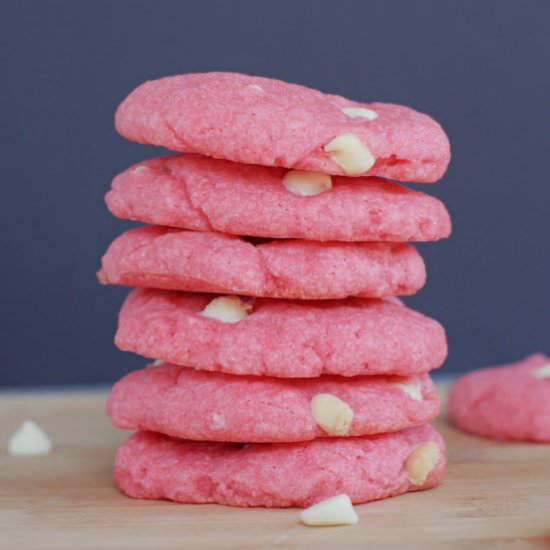 Strawberry Milkshake Cookies
