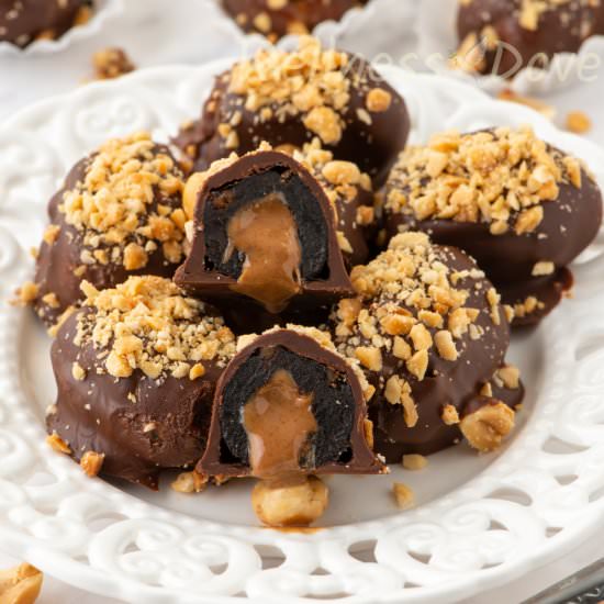 Healthy Vegan Mini Snickers