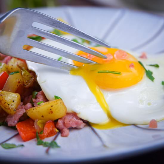Sausage and Egg Breakfast Hash