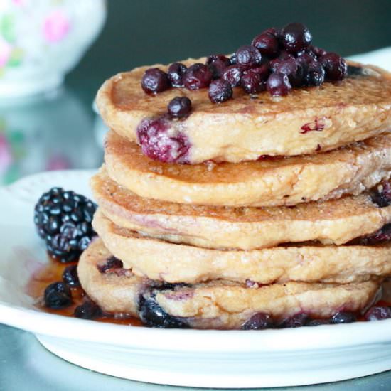 Fluffy Blueberry Oatmeal Pancakes