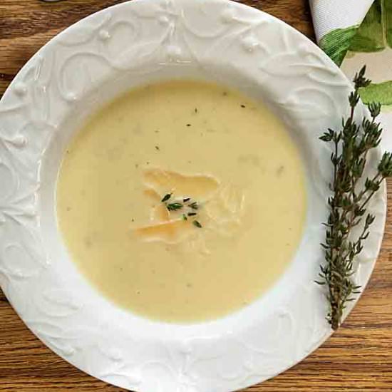 Roasted Garlic Soup