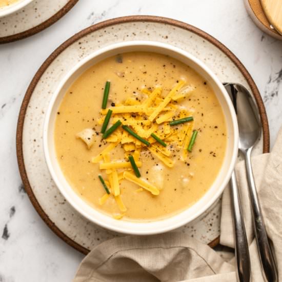 The BEST Vegan Potato Soup