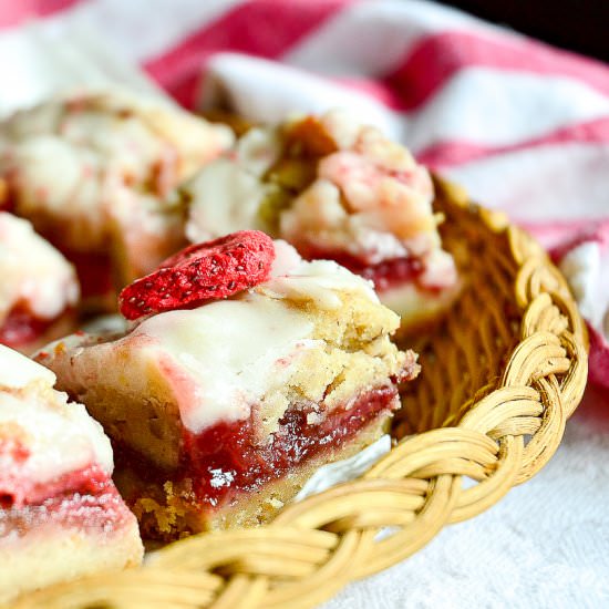 Strawberry Crumble Bars