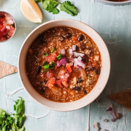 One Pot Quinoa Chili