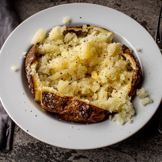 Crispy Instant Pot Baked Potatoes