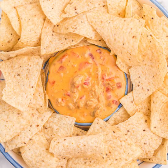 Chicken Queso Dip