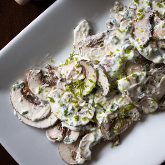 Mushrooms and Herbs Salad