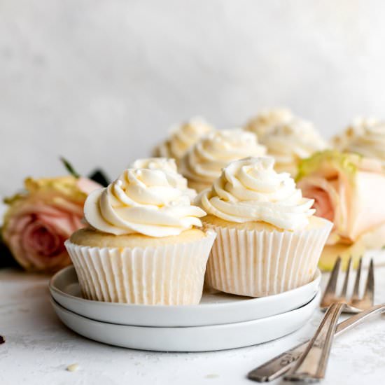 Wedding Cake Cupcakes