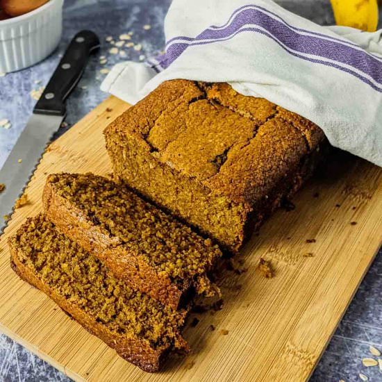 BROWN SUGAR BANANA OAT BREAD