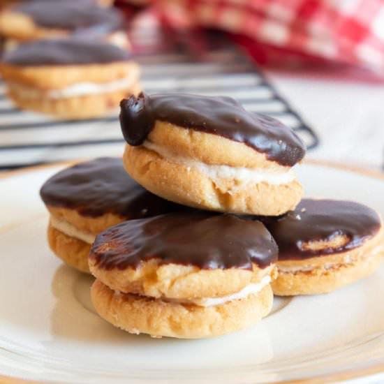 Chocolate Dipped Sandwich Cookies