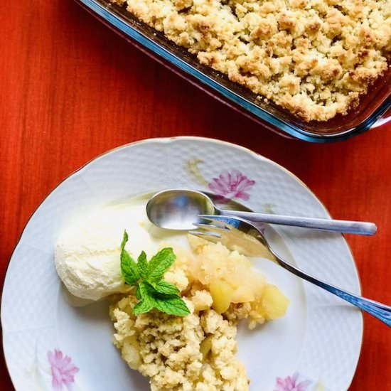 Apple-Pear Crumble