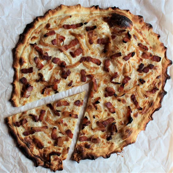 Tarte Flambée (Flammekueche)
