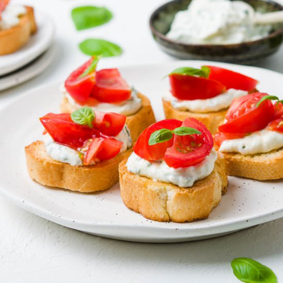 Herbed Ricotta Crostini