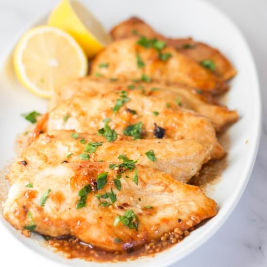 Chicken Breasts in Lemon Sauce